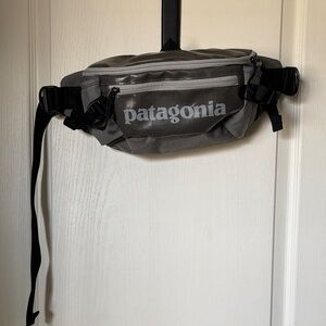 Patagonia Charcoal and Black Belt Bag